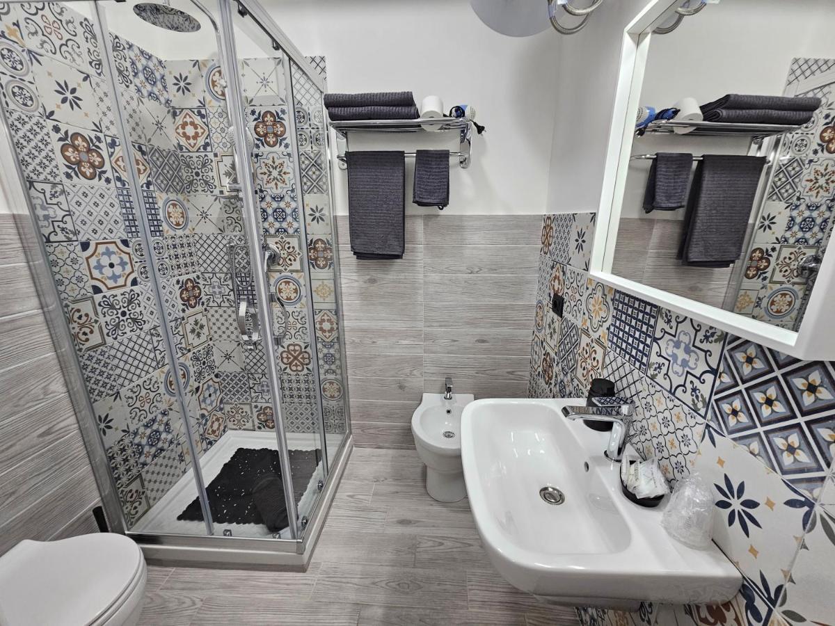 Frontemare Locazione Turistica Hotell Porto Empedocle Exteriör bild