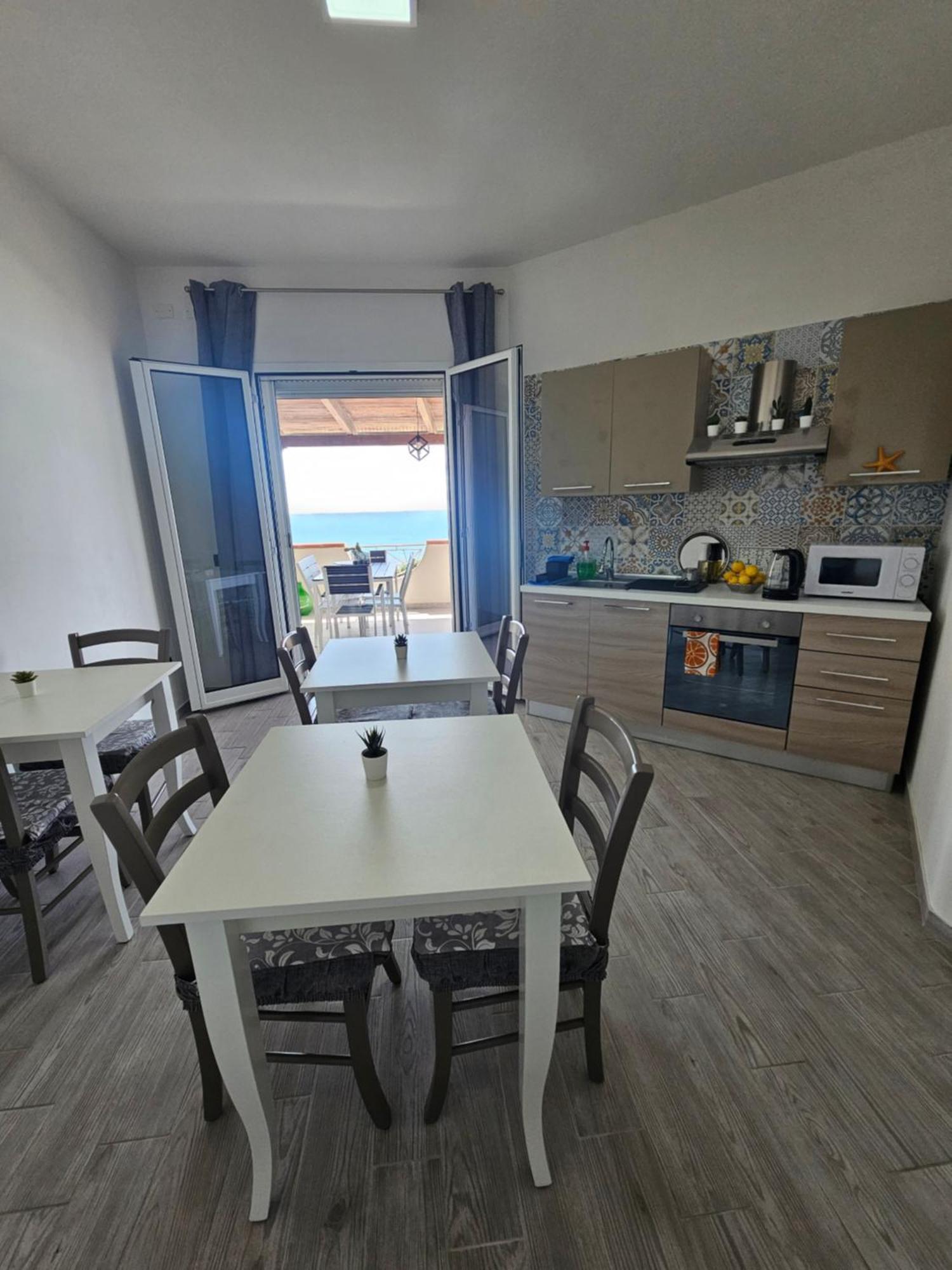 Frontemare Locazione Turistica Hotell Porto Empedocle Exteriör bild