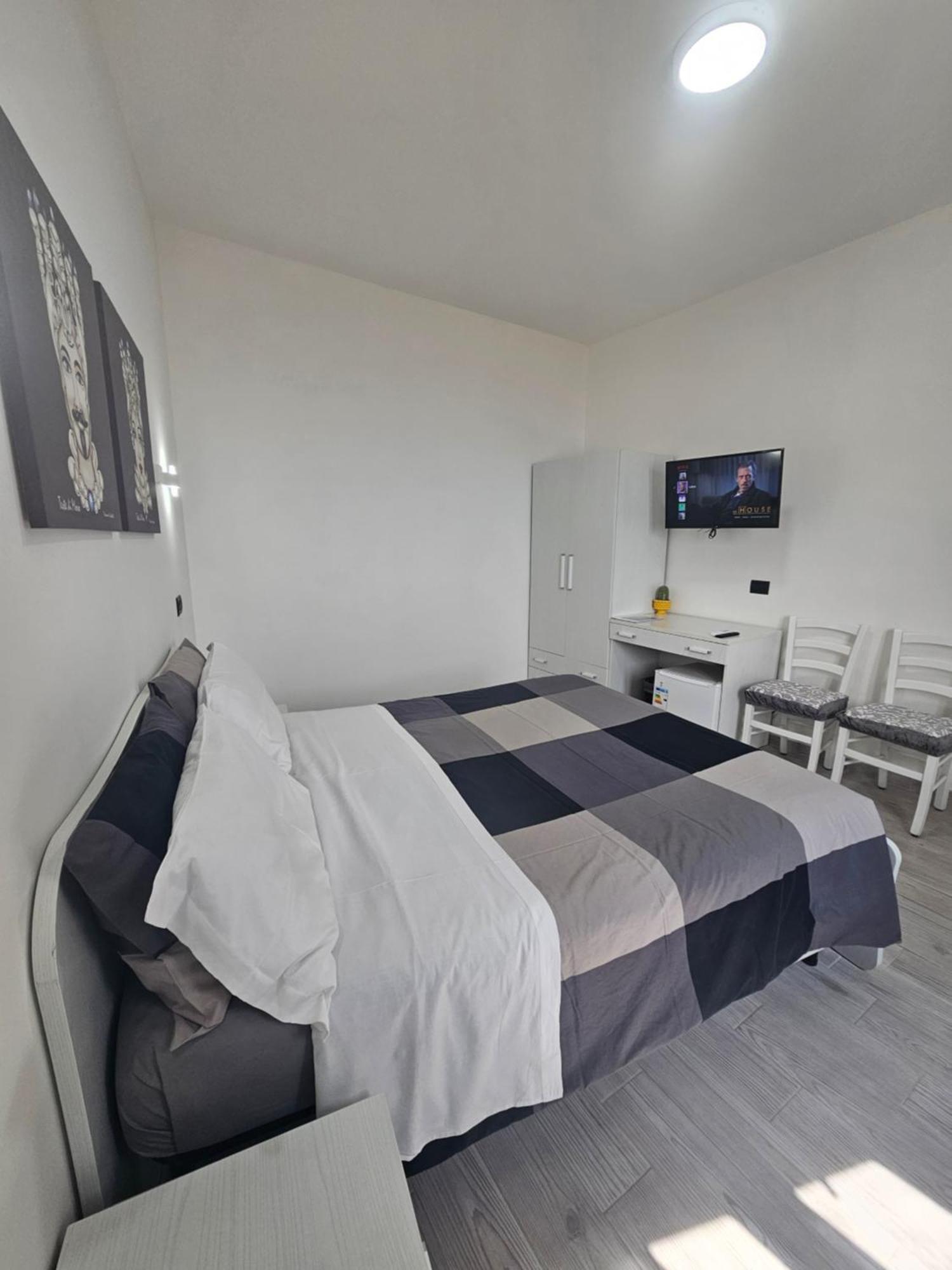 Frontemare Locazione Turistica Hotell Porto Empedocle Exteriör bild
