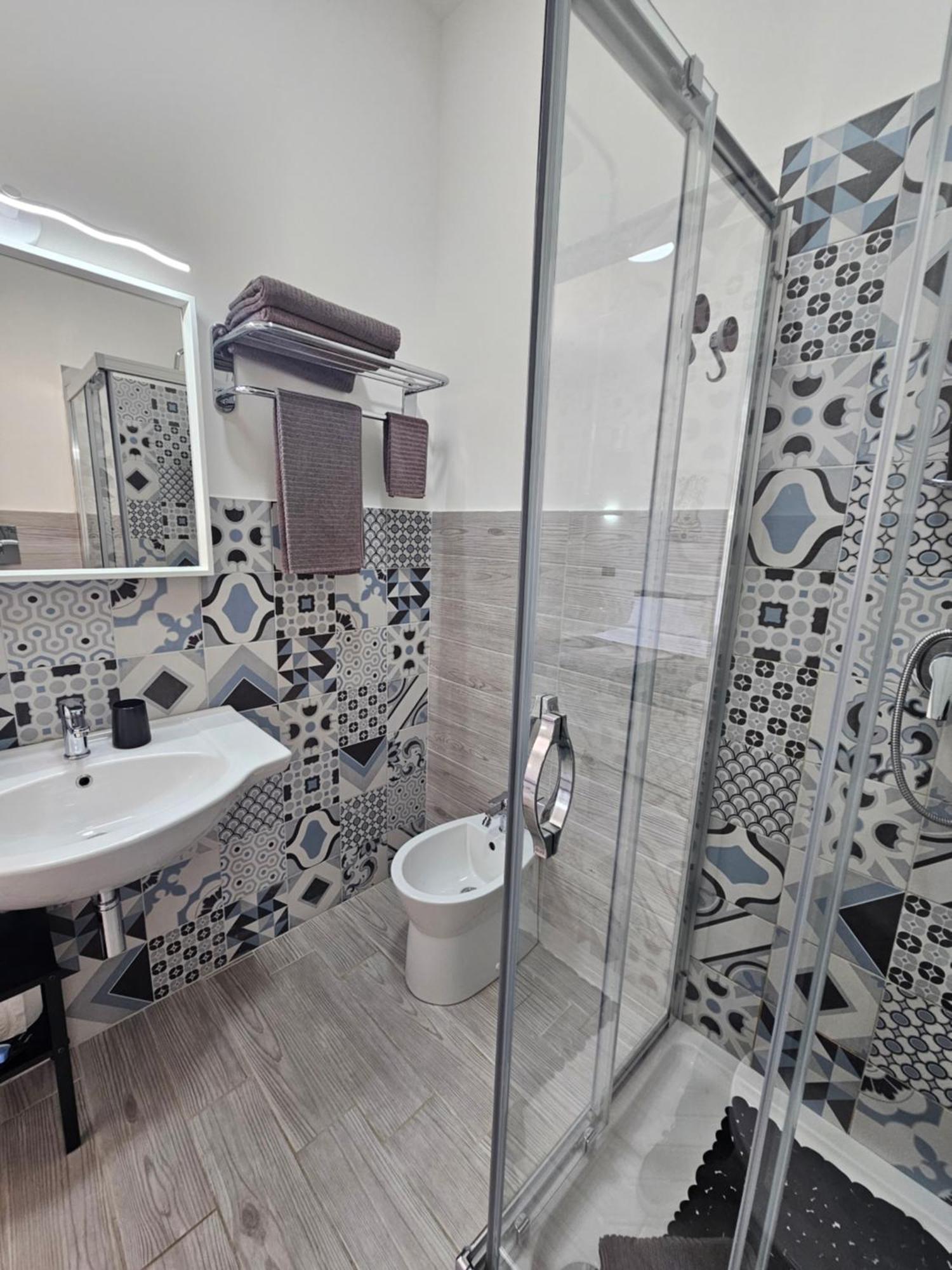 Frontemare Locazione Turistica Hotell Porto Empedocle Exteriör bild