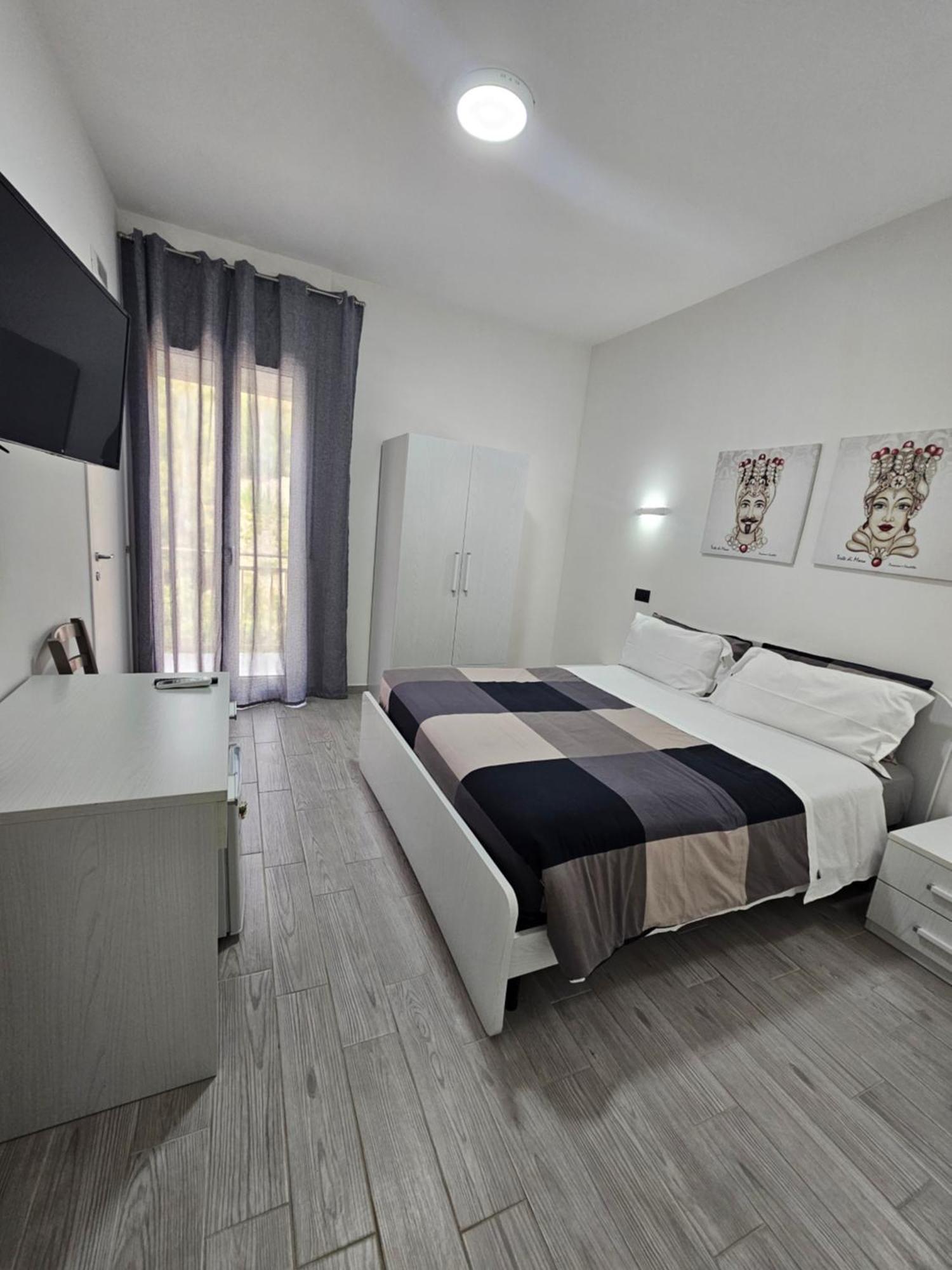 Frontemare Locazione Turistica Hotell Porto Empedocle Exteriör bild