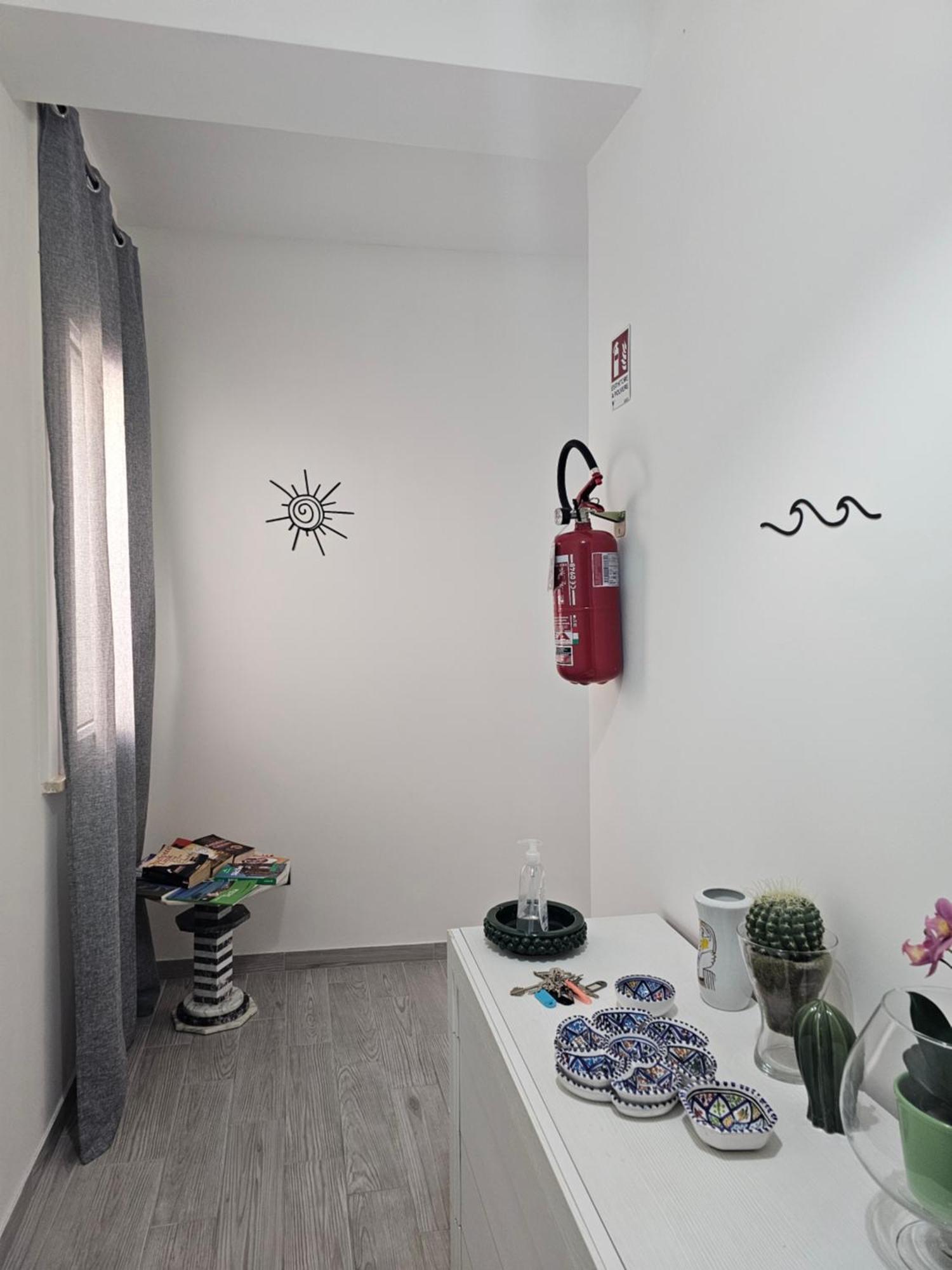 Frontemare Locazione Turistica Hotell Porto Empedocle Exteriör bild